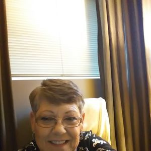 Meet your Posher, Vickie